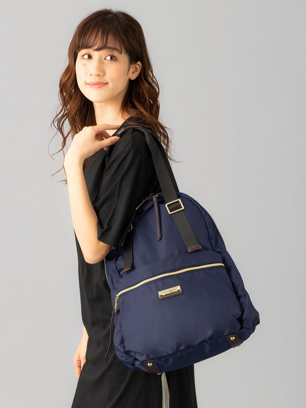 最大73％オフ！ ミキハウス mikihouse <BR>２WAYマザーリュック日本製
